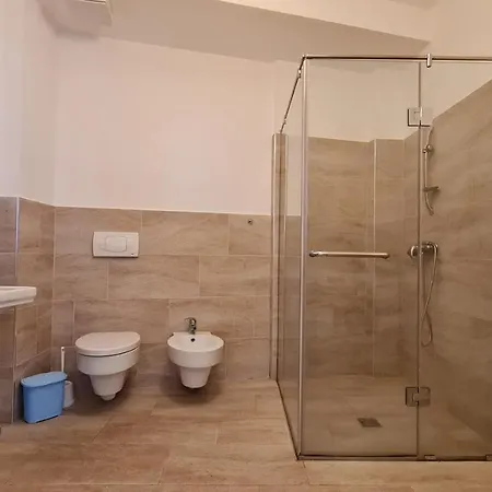 Barracuda View Apartment Sarande