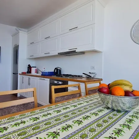 Barracuda Apartment Sarandë