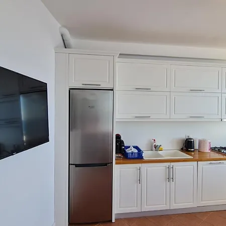 Barracuda View Apartment Sarande