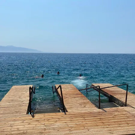 Barracuda View Apartment *